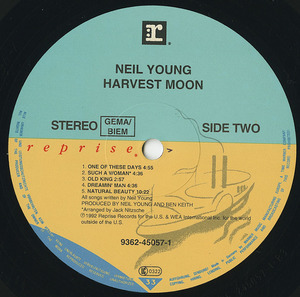 Neil young harvest moon label 02