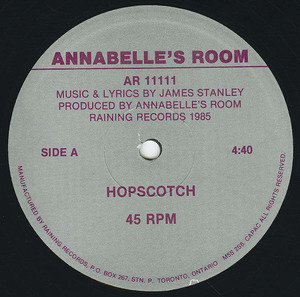 Annabelle's room   st label 01