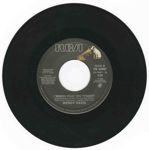 45 wendy davis   i can wait forever bw i wanna hold you tonight vinyl 02