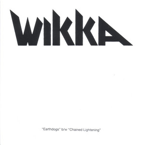 Wikka   earthdogs bw chained lightening %284%29
