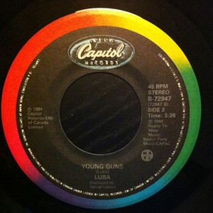 R 3198136 1381785837 8428