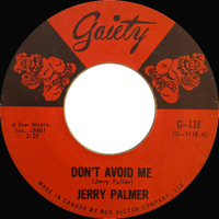 Don't Avoid Me b/w The Heart You Break