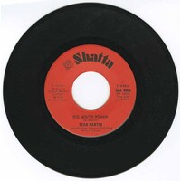 Big Mouth Woman b/w Beautiful Girl