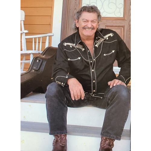 Lee Marlow (Leo Cormier)