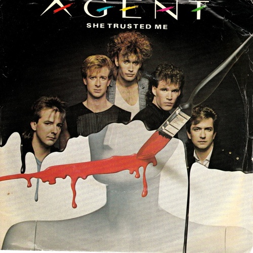 She Trusted Me b/w Headlines (picture sleeve)