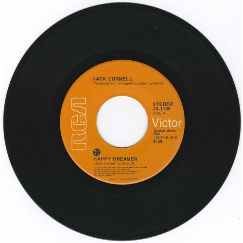 Happy Dreamer b/w Like the Clouds