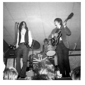 British modbeats opening for the byrds 1966