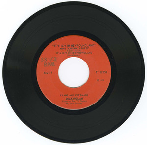 45 dick nolan   it's 1977 in newfoundland %28private st 57554%29 vinyl 01