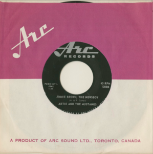 Maclaren  artie and the mustangs  hop skip and wobble bw jimmie brown  the newsboy %282%29
