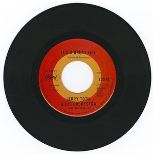 45 toth  jerry   tell me now bw it's a great life %28with the gossips%29 vinyl 02