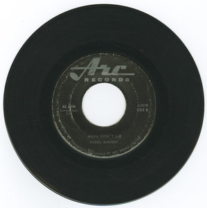 45 hazel mckirdy   end of the world bw mama didn't lie vinyl 02