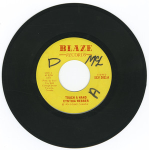 45 cynthia webber   touch a hand bw version vinyl 01