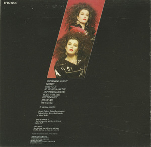 Cd t%c3%ba   secrets in the dark back